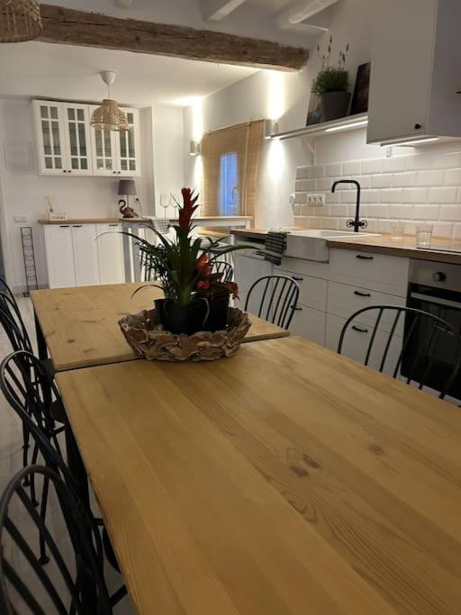 Cal Moline 2 Apartment Avia Ngoại thất bức ảnh
